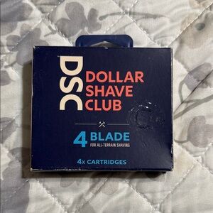 Dollar Shave Club 4-Blade Replacement Cartridges - Navy/Blue